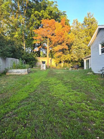 166 W School STREET, Twin Lakes, WI 53181