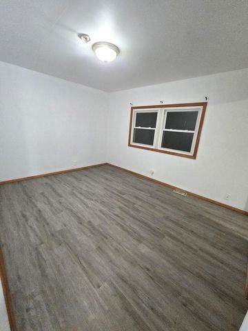 166 W School STREET, Twin Lakes, WI 53181