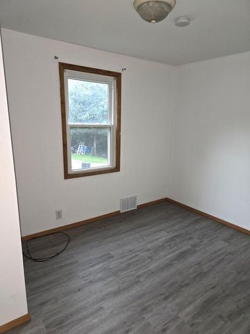166 W School STREET, Twin Lakes, WI 53181