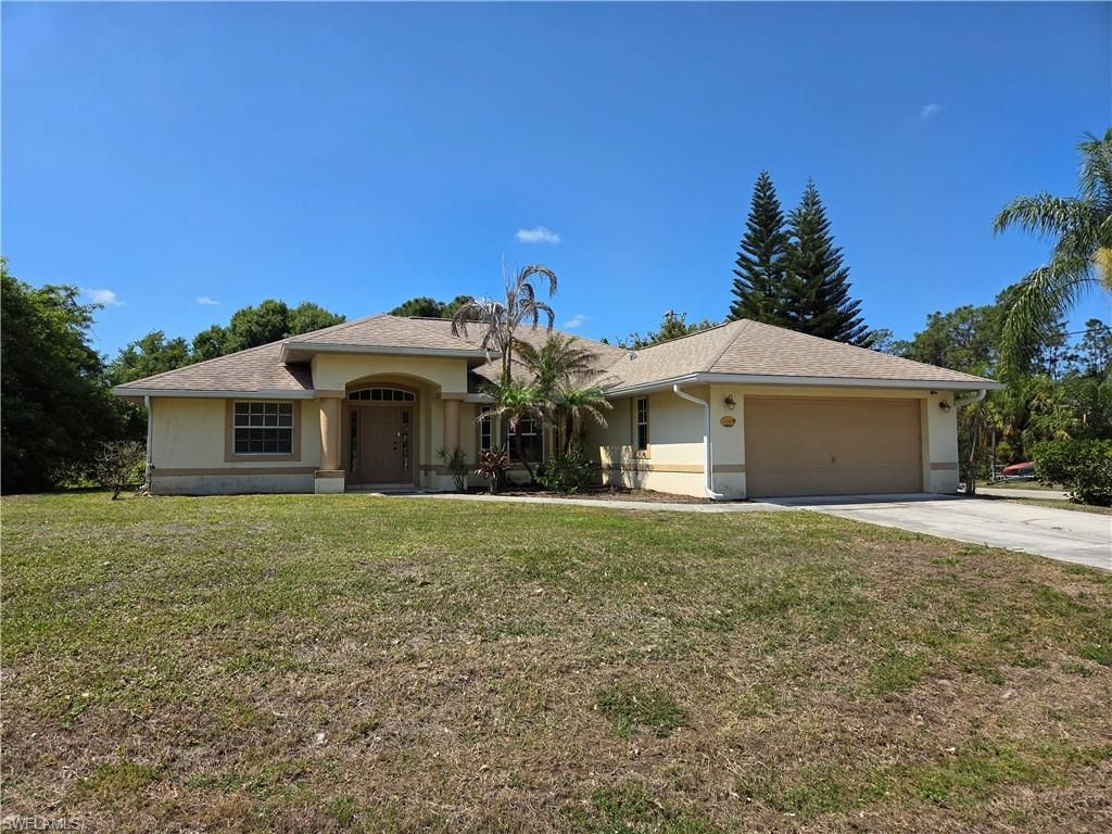 3200 E 6th ST, LEHIGH ACRES, FL 33972 — exterior