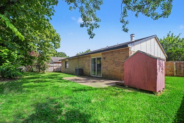 6713 Tara Drive, Richmond, TX 77469