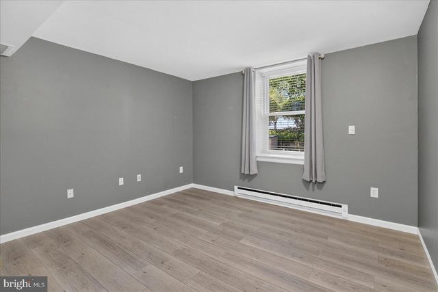 1 ACADEMY CT, Pennington, NJ 08534