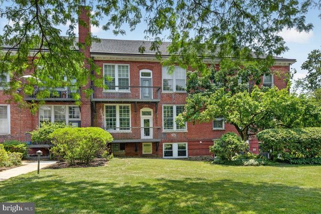 1 ACADEMY CT, Pennington, NJ 08534