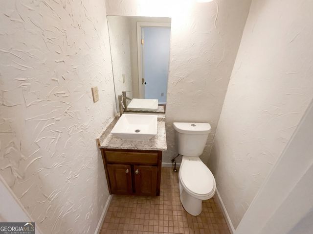 3181 Cedardale Drive, Douglasville, GA 30135