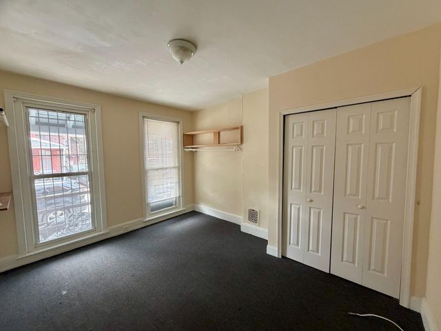 3205 PEARL ST, Philadelphia, PA 19104