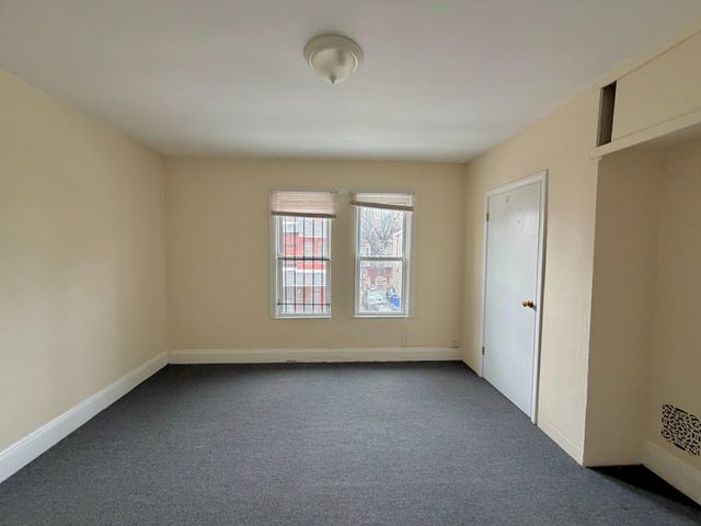 3205 PEARL ST, Philadelphia, PA 19104