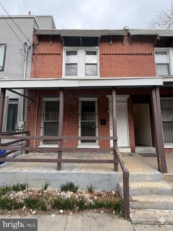 3205 PEARL ST, Philadelphia, PA 19104
