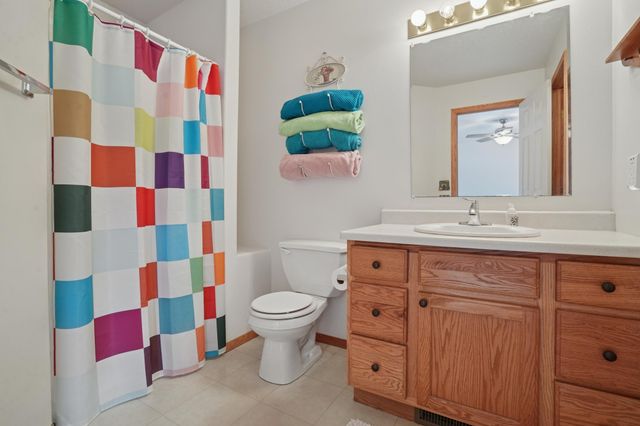 1165 7th Avenue W, West Fargo, ND 58078