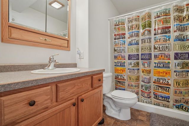 1165 7th Avenue W, West Fargo, ND 58078