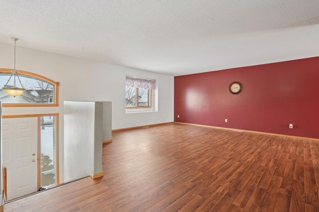 1165 7th Avenue W, West Fargo, ND 58078