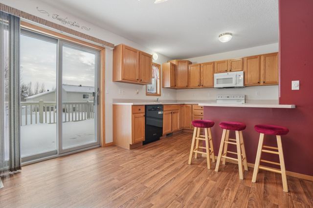 1165 7th Avenue W, West Fargo, ND 58078