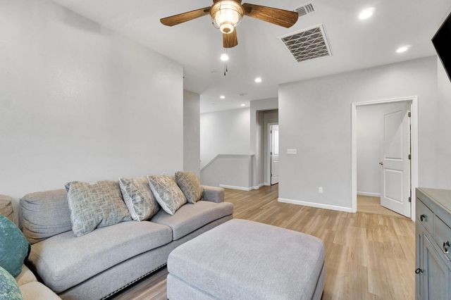 4240 Hillside Road, Madera, CA 93636