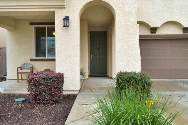 4240 Hillside Road, Madera, CA 93636