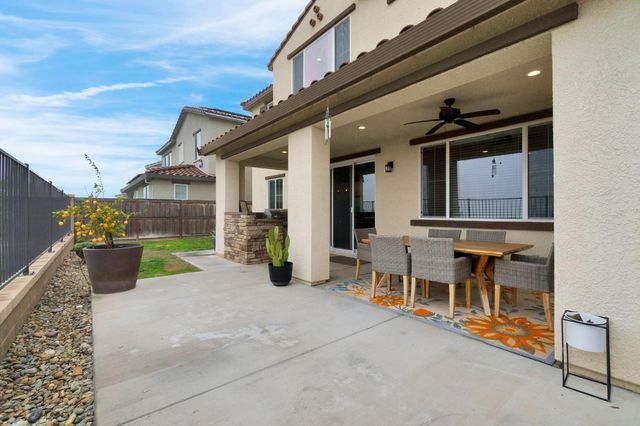 4240 Hillside Road, Madera, CA 93636