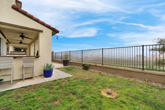 4240 Hillside Road, Madera, CA 93636