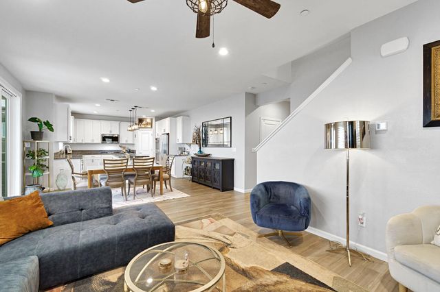 4240 Hillside Road, Madera, CA 93636