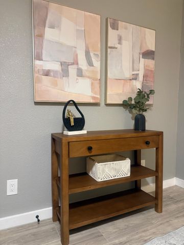 328 N Taylor Street, Gainesville, TX 76240