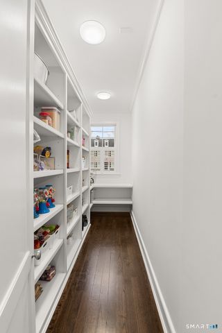 19 Thomasina Lane, Darien, CT 06820