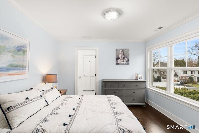 19 Thomasina Lane, Darien, CT 06820