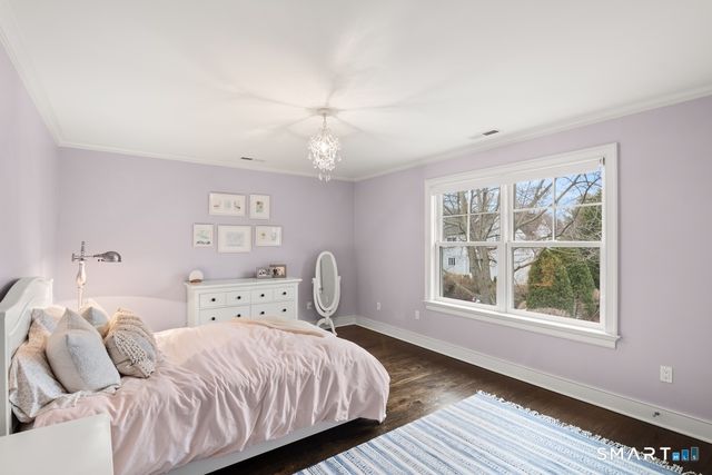 19 Thomasina Lane, Darien, CT 06820