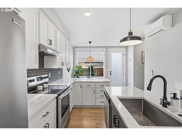 6224 Ne 11TH Ave, Portland, OR 97211