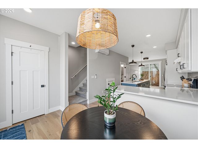 6224 Ne 11TH Ave, Portland, OR 97211