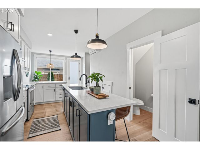 6224 Ne 11TH Ave, Portland, OR 97211