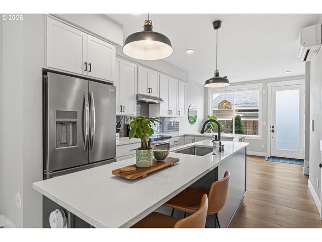 6224 Ne 11TH Ave, Portland, OR 97211