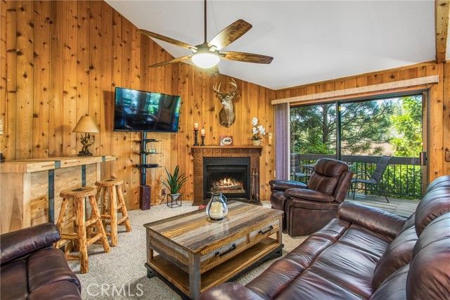 27657 Peninsula 130, Lake Arrowhead, CA 92352