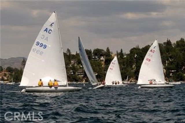 27657 Peninsula 130, Lake Arrowhead, CA 92352