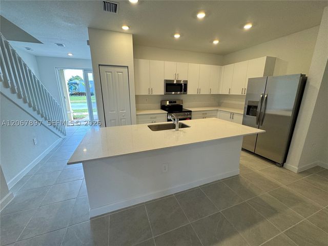 26422 SW 148th Ct 26422, Homestead, FL 33032