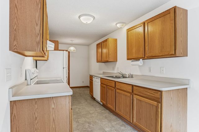 1336 Crown Oaks Drive, Spring Lake Park, MN 55432