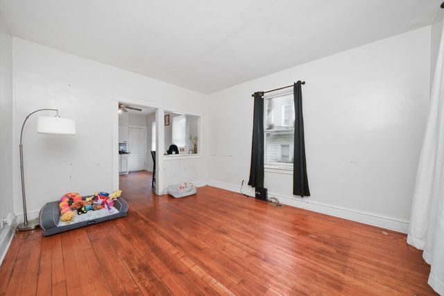 1017 MCALISTER Avenue, North Chicago, IL 60064