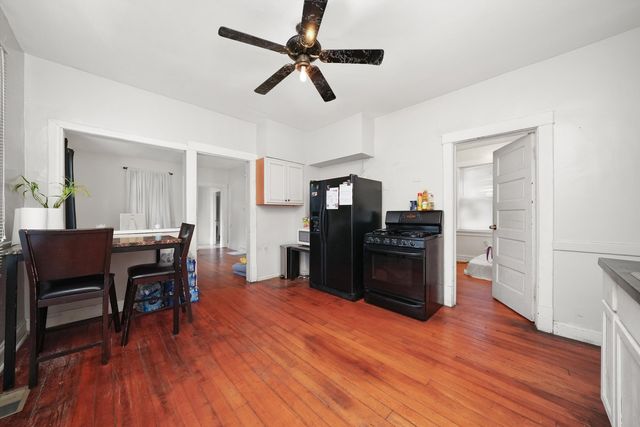 1017 MCALISTER Avenue, North Chicago, IL 60064