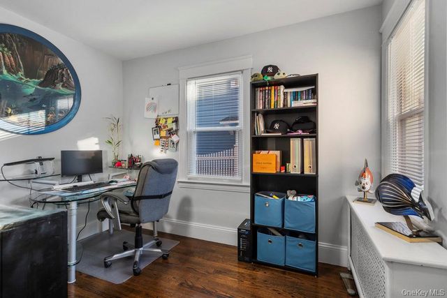 9 George Street lower, Glen Cove, NY 11542