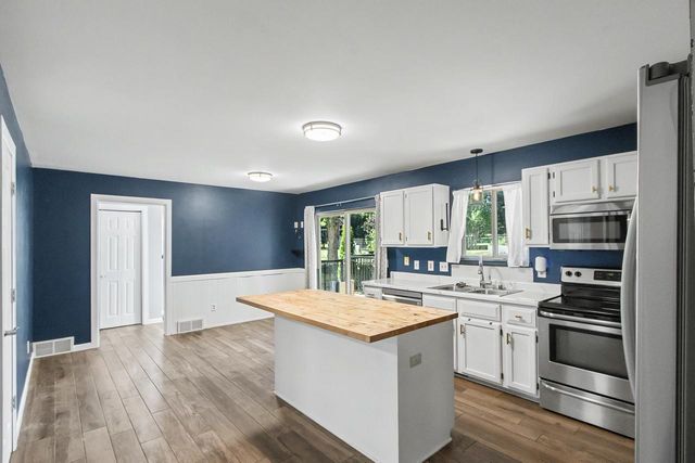 800 Sunnybrook Drive, Deforest, WI 53532