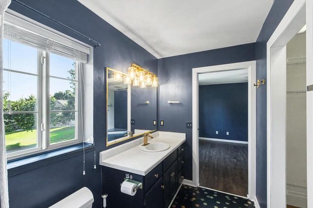 800 Sunnybrook Drive, Deforest, WI 53532