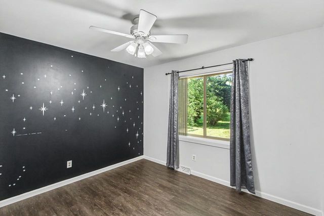 800 Sunnybrook Drive, Deforest, WI 53532