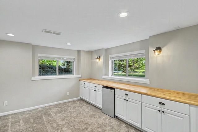 800 Sunnybrook Drive, Deforest, WI 53532