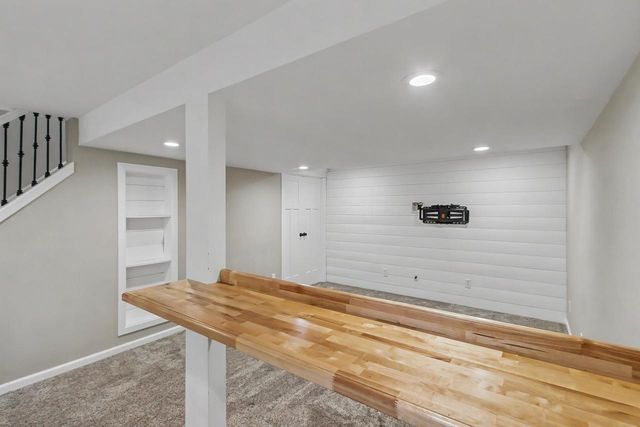 800 Sunnybrook Drive, Deforest, WI 53532