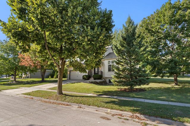 800 Sunnybrook Drive, Deforest, WI 53532