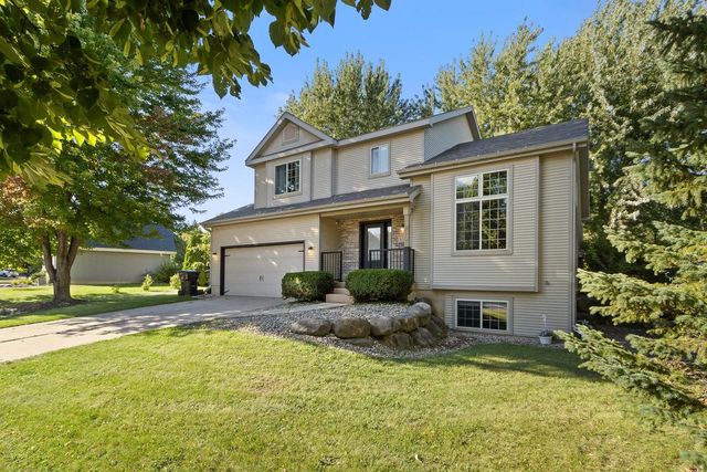 800 Sunnybrook Drive, Deforest, WI 53532