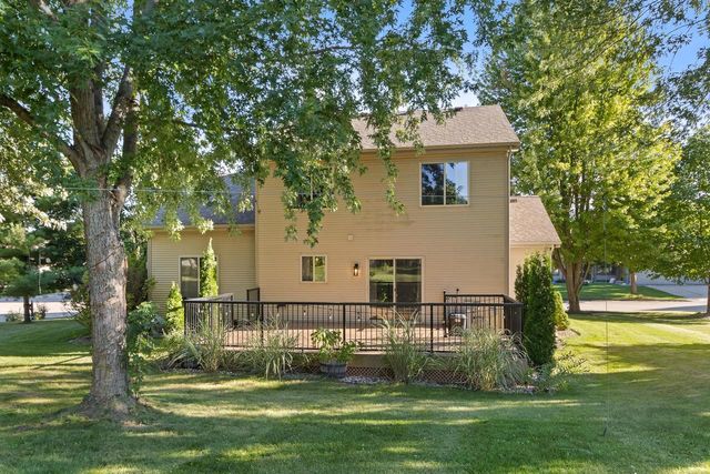 800 Sunnybrook Drive, Deforest, WI 53532