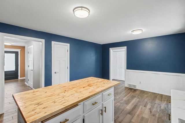 800 Sunnybrook Drive, Deforest, WI 53532