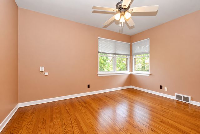 2631 Central Drive, Flossmoor, IL 60422