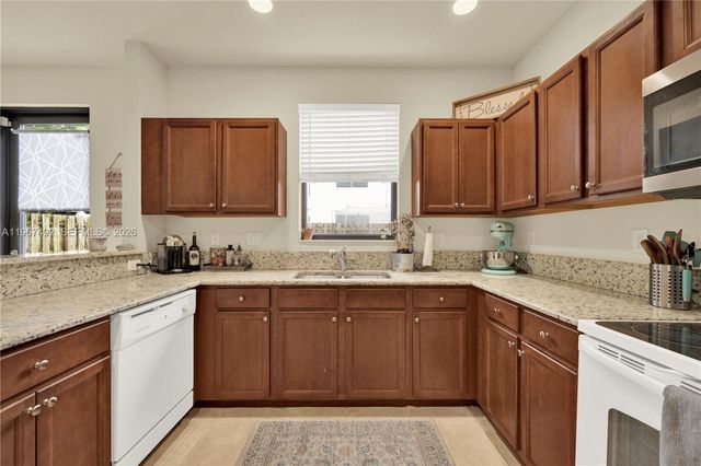 22746 SW 92nd Pl, Cutler Bay, FL 33190