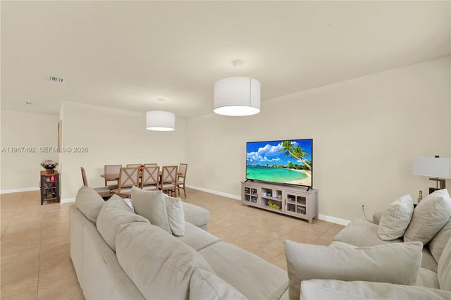 22746 SW 92nd Pl, Cutler Bay, FL 33190