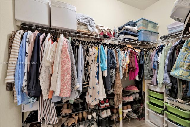 22746 SW 92nd Pl, Cutler Bay, FL 33190