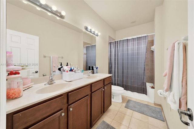 22746 SW 92nd Pl, Cutler Bay, FL 33190