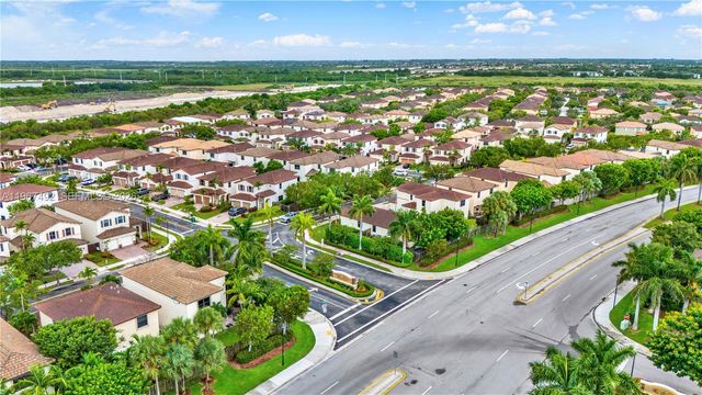 22746 SW 92nd Pl, Cutler Bay, FL 33190